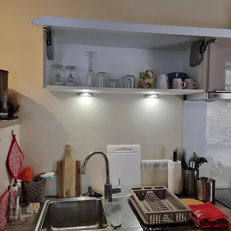 Maison Climatisee Avec Terrasse Au Coeur Du Perigord - Fr-1-616-419 펜션