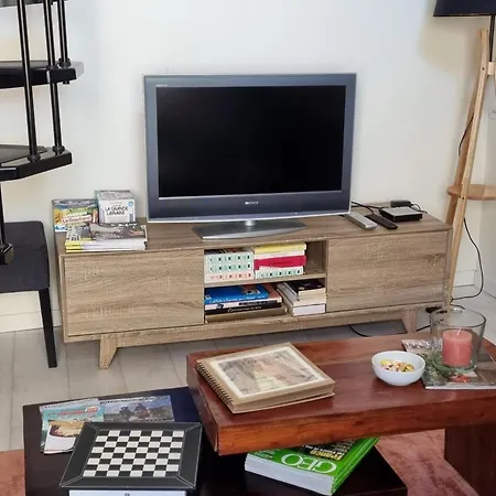 펜션 Maison Climatisee Avec Terrasse Au Coeur Du Perigord - Fr-1-616-419 *